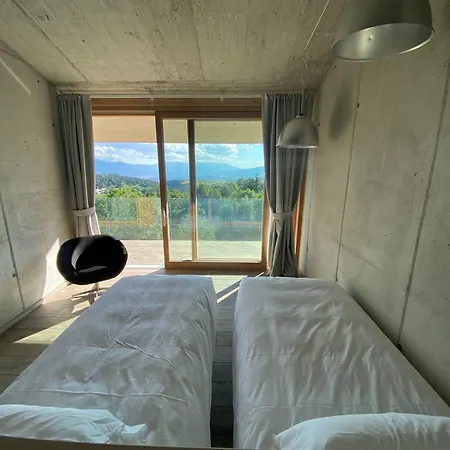 Aitana, Casa Cerdanya *